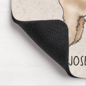 Weich überzogener Hund mit Namen auf Beige Mousepad (Ecke)