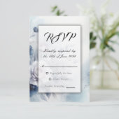 Weiche Blüten und Lavendel-Mist-Hochzeit RSVP Karte (Stehend Vorderseite)