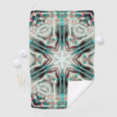 Weiche Glühen auf blauem Sand, Kaleidoskop-Stern Golfhandtuch (Insitu)