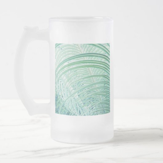 Weiche grüne Pflanze Palmblättrig Mattglas Bierglas (Links)