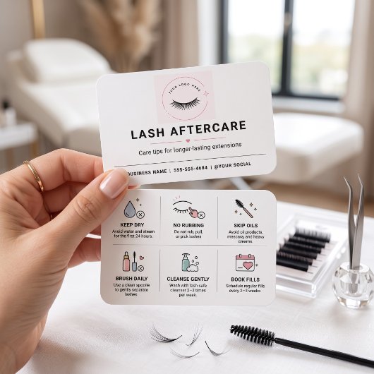 Weiche moderne Wimpern-Nachbehandlungsschablone in