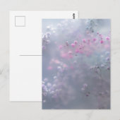 Weiche Pastellblumen in träumerischer Unschärfe Postkarte (Vorne/Hinten)