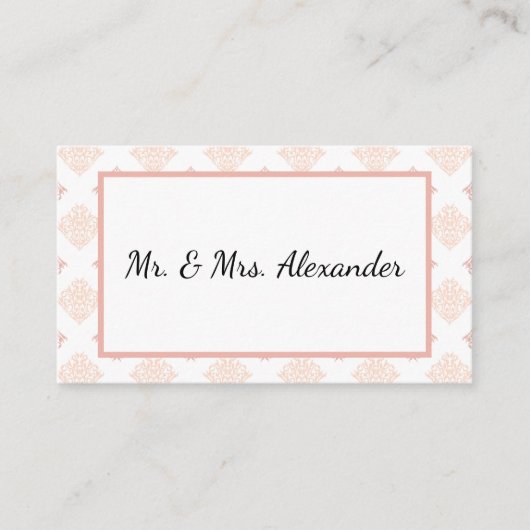 Weiche Peachy Blush Damask Platzkarte (Vorderseite)