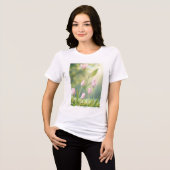 Weiche rosa Tulpen in Blüte Tri-Blend Shirt (Vorderseite voll)