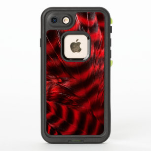 Weiche rote und schwarze Federn