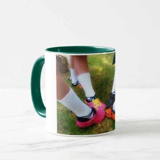 Weiche Schuhe u. Crocs Tasse (Vorderseite Links)
