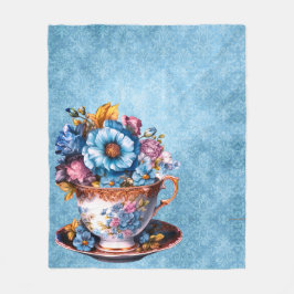 Weiche und schnauzige Fleecedecke auf blauem Hinte