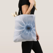 Weiche und zarte blaue Fraktal Fantasie Blume Tasche (Von Nahem)
