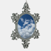Weiche Wolken Schneeflocken Zinn-Ornament (Links)