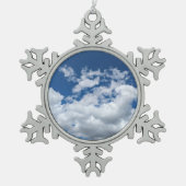 Weiche Wolken Schneeflocken Zinn-Ornament (Vorderseite)