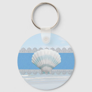 Weicher blauer Seashell und Spitze Schlüsselanhänger