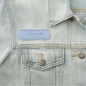 Weicher Himmelblauer Minimalistischer Namensschild (Beispiel)