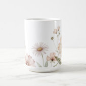 Weicher Wildblumen-Rand Wasserfarben-Hintergrund Kaffeetasse (Mittel)