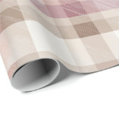 Weiches Beige Rosa Romantisches Gingham Karo Muste Geschenkpapier (Rolleneckpunkt)
