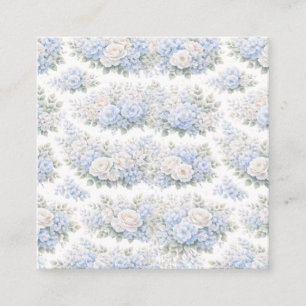 Weiches Blau-Weiß-Blumenstraußmuster Romantisch Begleitkarte