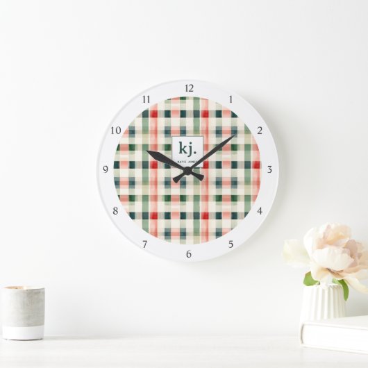 Weiches Evergreen-Gingham-Monogramm Große Wanduhr (Zuhause)