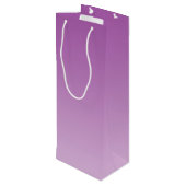 Weiches lila Ombre Geschenktüte Für Weinflaschen (Rückseite Schrägansicht)