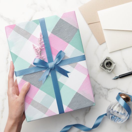 Weiches Pastell-Rosa-Mint-Gingham-Weiß-Karomuster Geschenkpapier (Schenken)