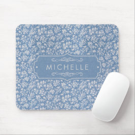 Weiches Pastellblau und Grauweißer Blumen-Boho-Mus Mousepad