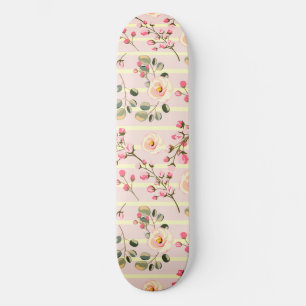 Weiches rosa Blumenstreifenmuster Skateboard