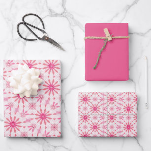 Weiches rosa und weißes Fliesenmuster Geschenkpapier Set