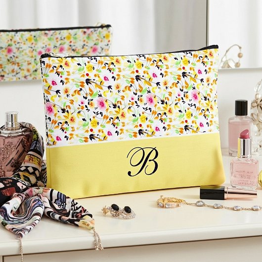 Weichfederblütenmonogramm Zubehörtasche