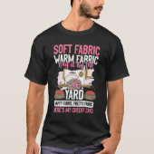 Weichgewebe durch die Gartennähmaschine, die die T-Shirt (Vorderseite)