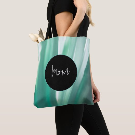 Weichgrüne Blumenbeutel Tasche (Von Nahem)