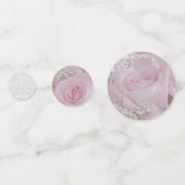 Weichrosa Rosen und Gipskraut Konfetti (Rückseiten)