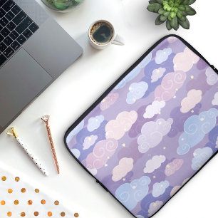 Weichteilwolken und Sternenmuster Laptopschutzhülle