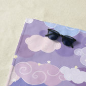 Weichteilwolken und Sternenmuster Strandtuch (Beispiel)