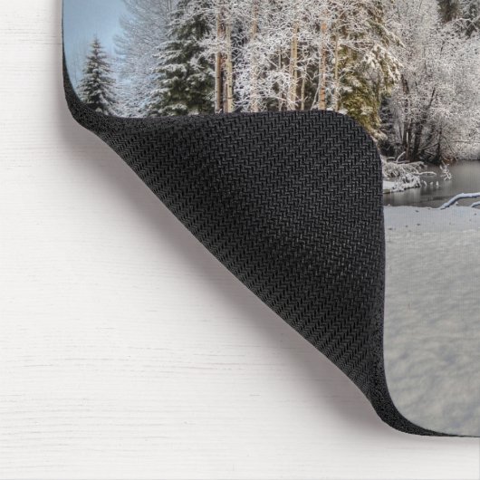 Weiden im Winterschnee Mousepad (Ecke)