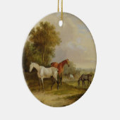 Weiden lassende Pferde: Ein grauer Stallion, der Keramik Ornament (Rechts)