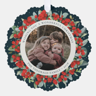 Weihkranz aus roten Beeren und Eukalyptus Foto Ornament Karte