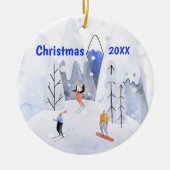 Weihnachten Alpine Ski Mountain Village Skifahrer Keramik Ornament (Vorne)
