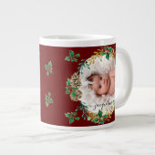 Weihnachten als Großmutter Foto Holly Pine Cone Jumbo-Tasse (Vorderseite Rechts)