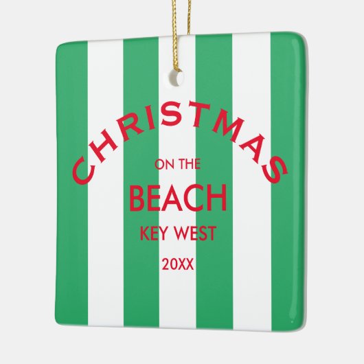Weihnachten am Strand Custom Green Cabana Streifen Keramikornament (Links)