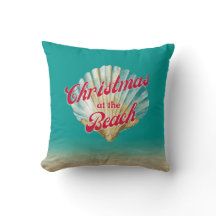 Weihnachten an der Küste am Strand Sand und Seashe