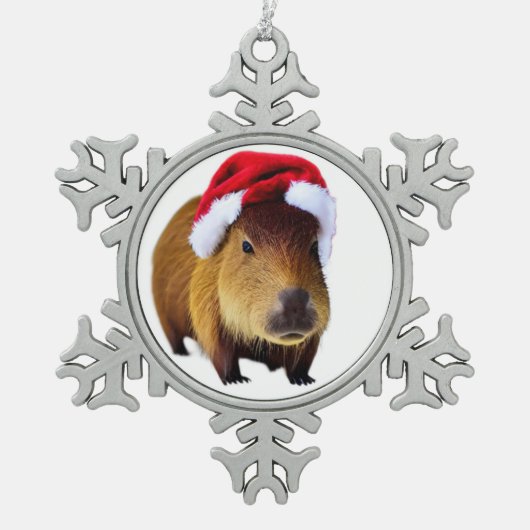 Weihnachten Capybara im Winter Hintergrund Schneeflocken Zinn-Ornament (Vorderseite)