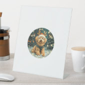 Weihnachten Cavapoo Rentierhunde Weihnachtsmannmüt Sockelschild (In Situ)