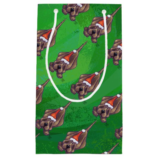 Weihnachten des Hundes auf Grün Kleine Geschenktüte (Vorderseite)