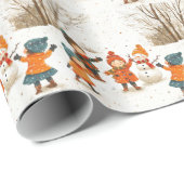 Weihnachten, Feiertag glückliche Kinder im Schnee Geschenkpapier (Rolleneckpunkt)