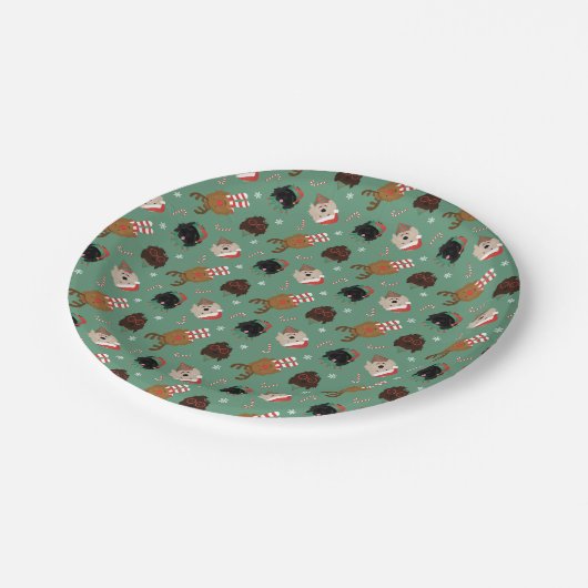 Weihnachten Goldendoodle Hunde Pappteller (Schrägansicht)