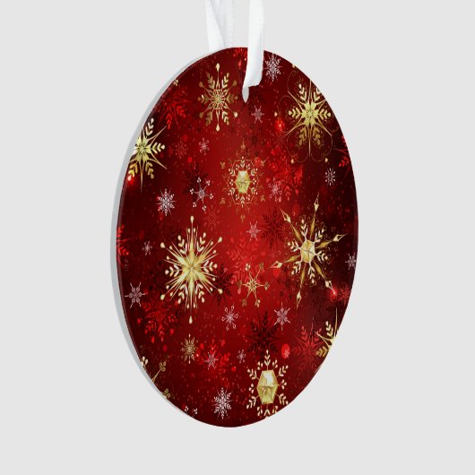 Weihnachten Goldene Schneeflocken im roten Hinterg Ornament (Vorderseite)