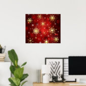 Weihnachten Goldene Schneeflocken im roten Hinterg Poster (Heimbüro)