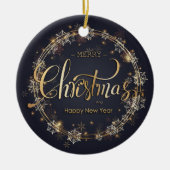 Weihnachten Goldene Typografie Weiße Schneeflocken Keramik Ornament (Vorne)