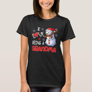 Weihnachten I Liebe ist ein Oma Schneemann T-Shirt