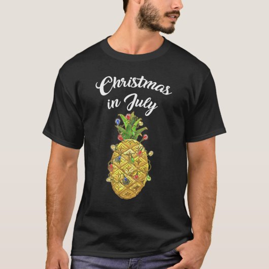 Weihnachten im Juli Ananas Xmas Tree Lights Beach T-Shirt (Vorderseite)