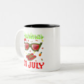 Weihnachten im Juli Watermelon Ananas Weihnachtsma Zweifarbige Tasse (Vorderseite Links)