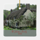 Weihnachten im New Zuhause Winter Village Keramikornament (Rückseite)